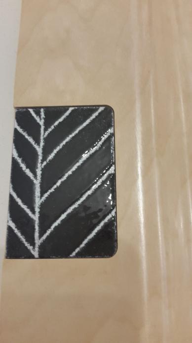 Handgemachter Emaillebesatz Tablett