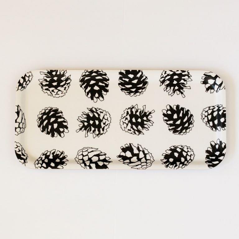 Morejoy_Tablett_Kiefernzapfen