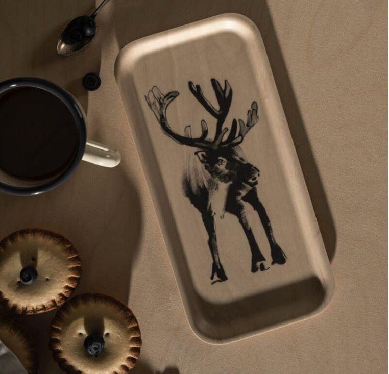 Muurla_Teemu_Järvi_Tablett_Poro_27x13cm_lifestyle 