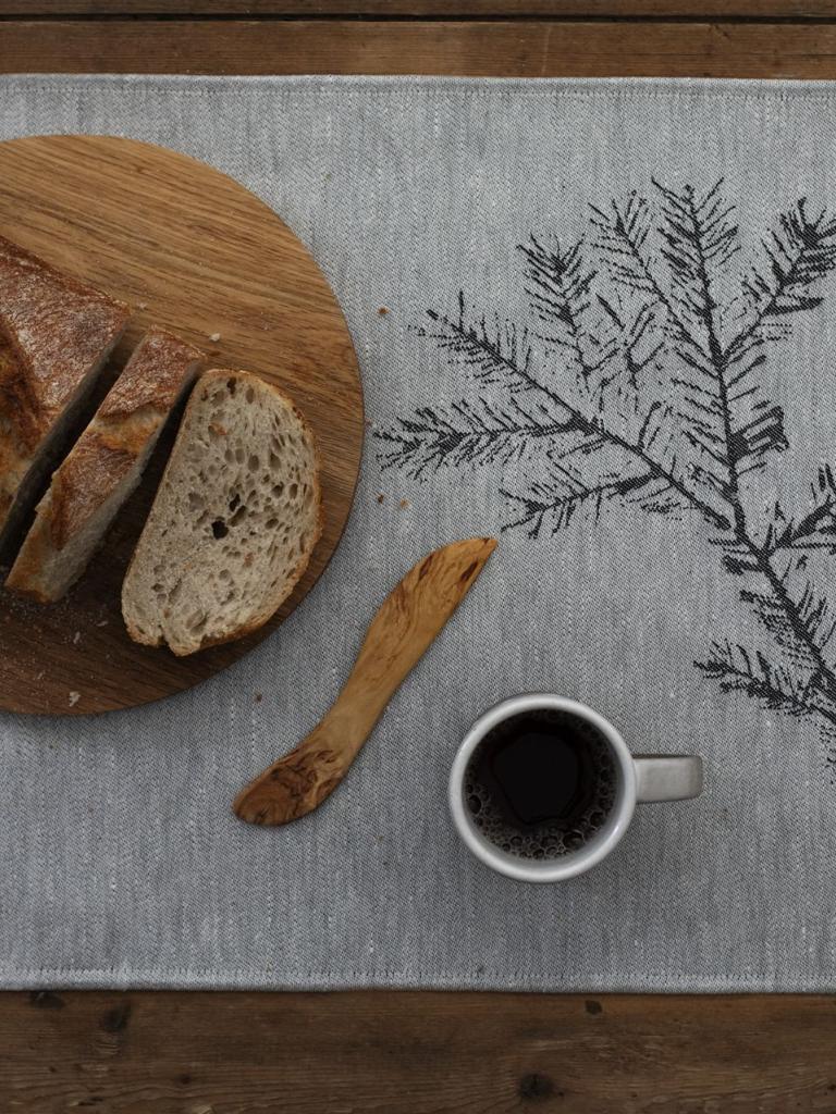 LapuanKankurit-Teemu-Jarvi-x-Havu-Tischset-grau-weiss-2