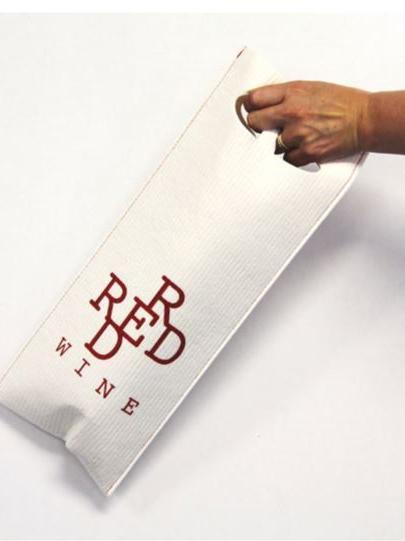 More Joy Rotwein Geschenkpacket Ambiente