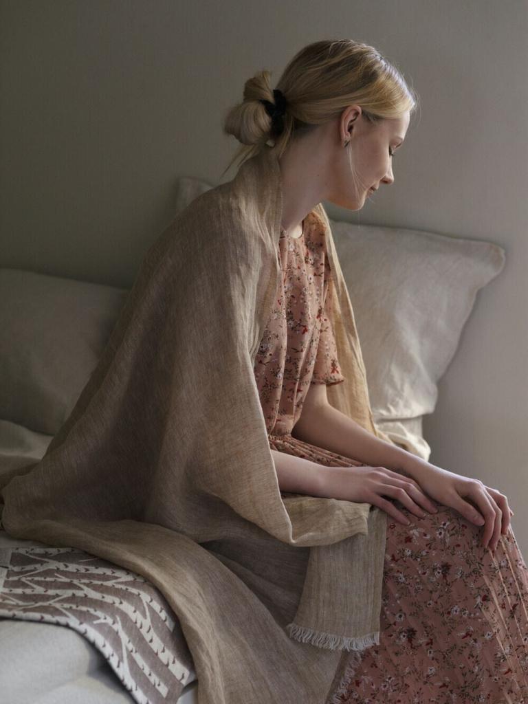 lapuankankurit_halaus_schal_gold