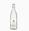 Muurla_Mumin_Glasflasche_auf-der-wiese_0