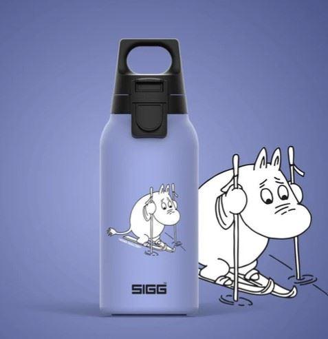 SIGG-X-Mumin_hot-&-cold_Mundstück_Mumin-auf-Ski_hellblau_quadratisch