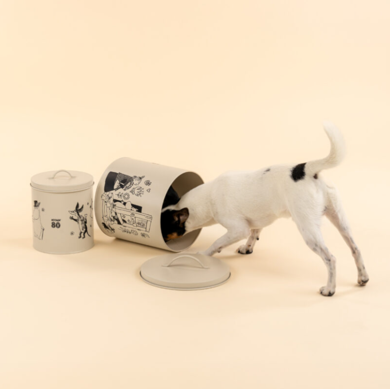 Muurla_Mumins-80_Futterdose_Moomin-for-pets_lifestyle