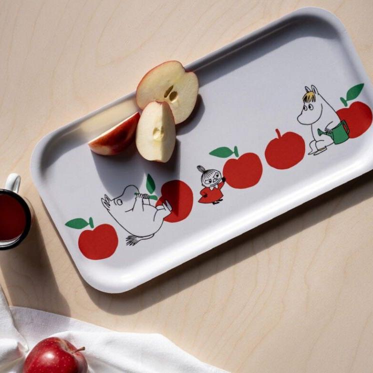 Muurla_Moomin_Serviertablett_fröhliche-äpfeln_43x22xm_1