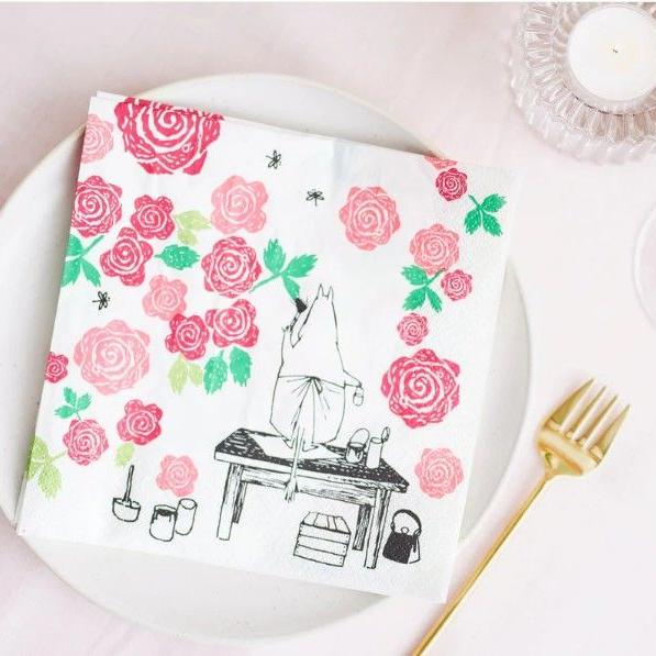 Havi_Papierservietten_Muminmamas_Rosengarten_33x33cm-lifestyle