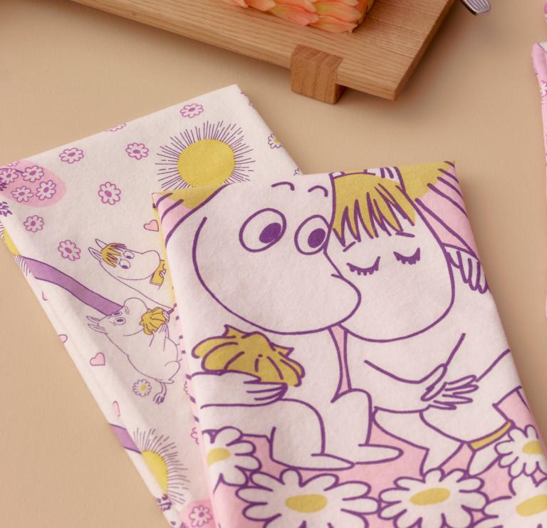 Moomin_Arabia_2026_Liebevoll_Küchentuch_Set