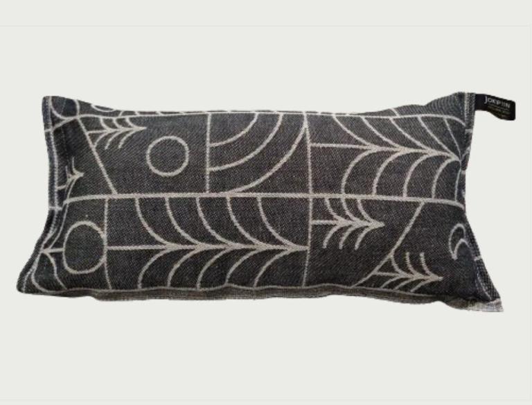 Jokipiin-pellava_Saunakissen_MAISEMA_schwarz-leinen