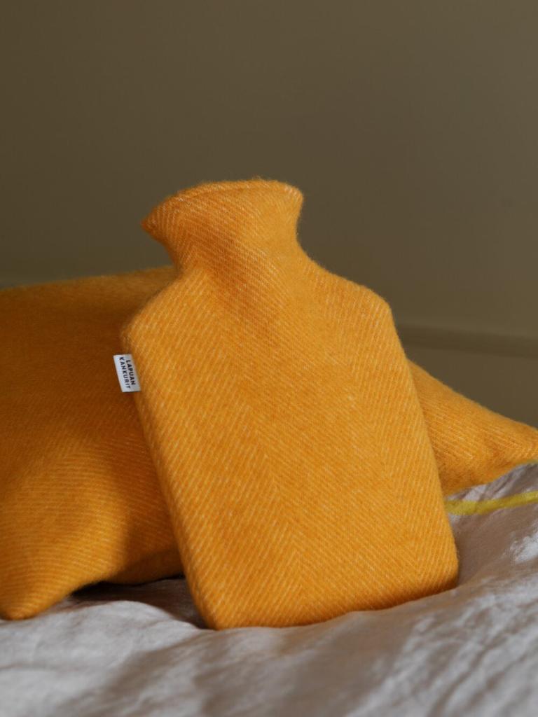 lapuankankurit_wärmflasche_arvo_orange_1